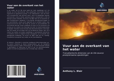 Vuur aan de overkant van het water