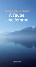 À l’aube, une femme