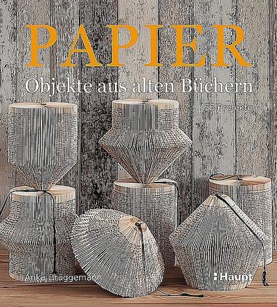Papier-Objekte aus alten Büchern