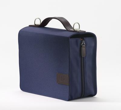 SartoriusSKIN Tasche BASIC Gr. L in Marine-Blau mit Tragegurt & Buchstütze