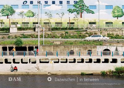 In between: Dazwischen