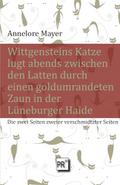 Wittgensteins Katze lugt abends zwischen den Latten durch einen goldumrandeten Zaun in der Lüneburger Haide