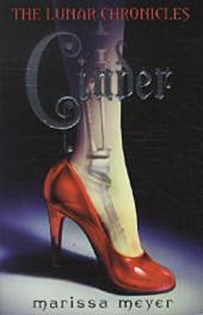 The Lunar Chronicles - Cinder
