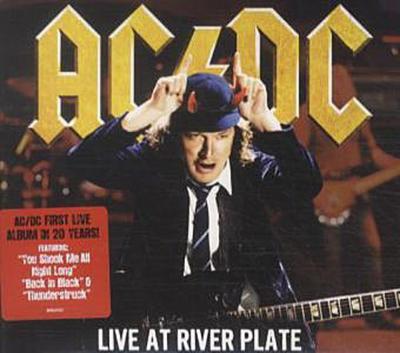 Live At River Plate 2009, 2 Audio-CDs