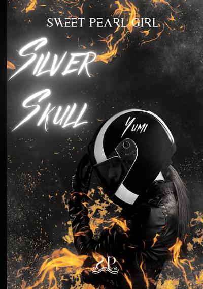 Girl, S: Silver Skull