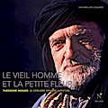 Le vieil homme et la petite fleur