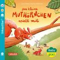 Das kleine Muthörnchen spielt mit