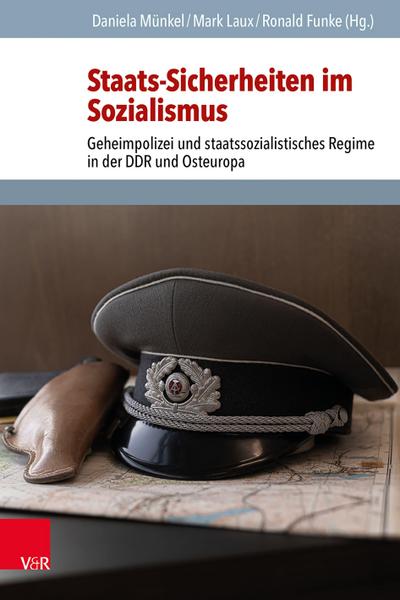 Staats-Sicherheiten im Sozialismus