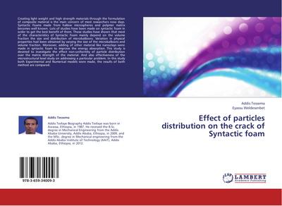 Effect of particles distribution on the crack of Syntactic foam