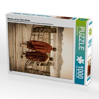 Mönche auf der U Bein Brücke (Puzzle)