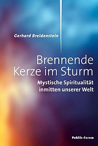 Brennende Kerze im Sturm