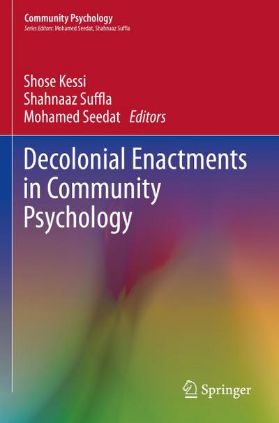 Decolonial Enactments in Community Psychology
