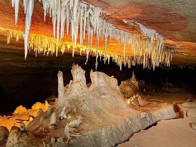 Spelunking Underground Alabama (Caves in The U.S.)