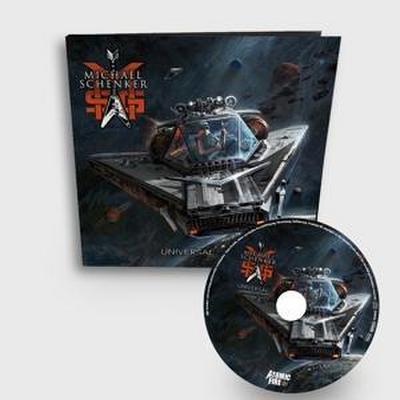 Universal (Earbook incl.45 Page Booklet)