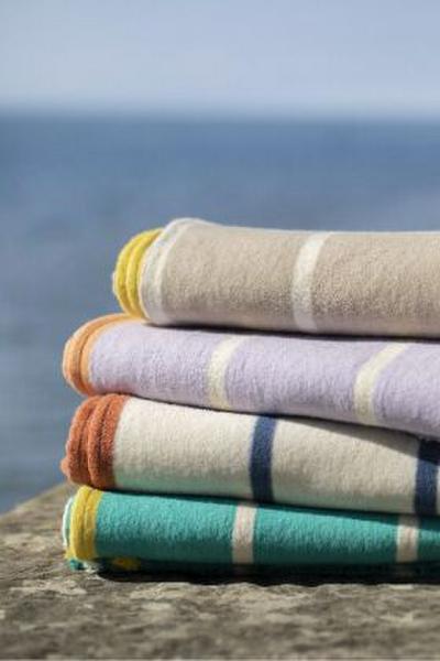 Fussenegger Flanelldecke "Streifen" hellviola