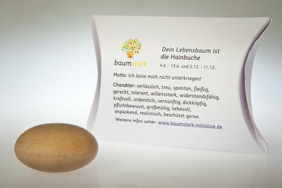 Baumstark Hainbuche 45mm mit Baumhoroskop (4.6. -13.6. und 2.12. -11.12.) Handschmeichler, Holz, 8 x 11.5 x 2.8 cm