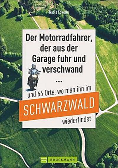 Der Motorradfahrer, der aus der Garage fuhr und verschwand