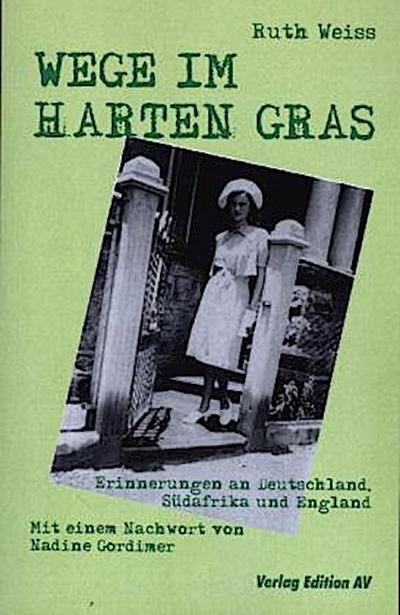 Wege im harten Gras