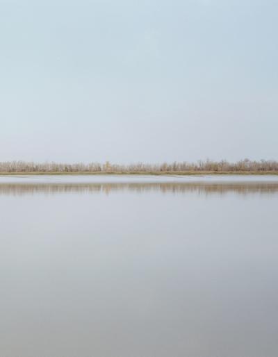 From One Bank to Another: d’Une Rive À l’Autre