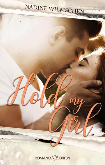 Гуляние с парнем. Hold my girl. Взявшись за руки. Girls holding hands circle. Руки вместе.