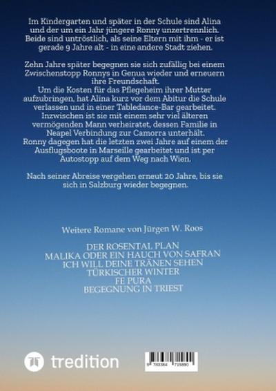 Kaffee mit Zimt und Holunderbeersuppe