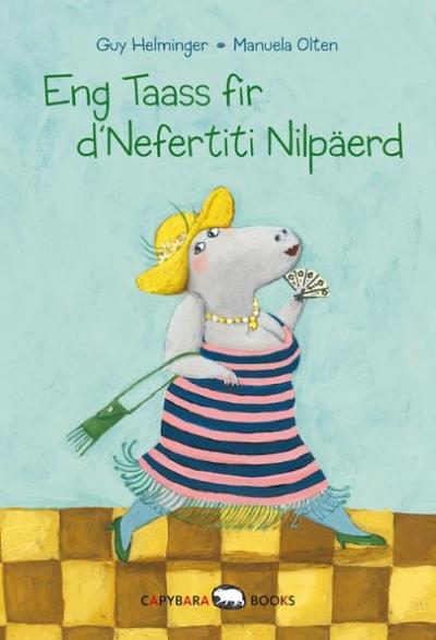 Eng Taass fir d’Nefertiti Nilpäerd