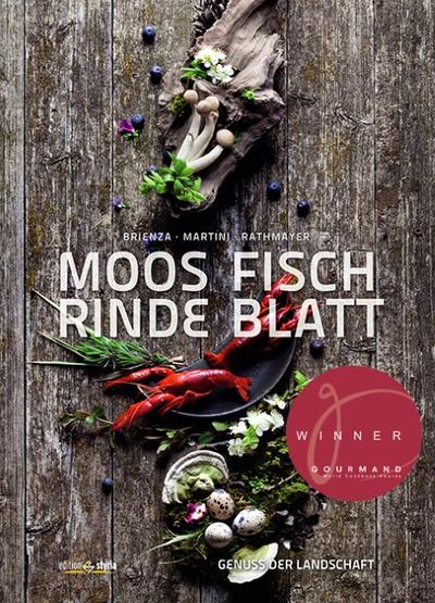 Moos. Fisch. Rinde. Blatt